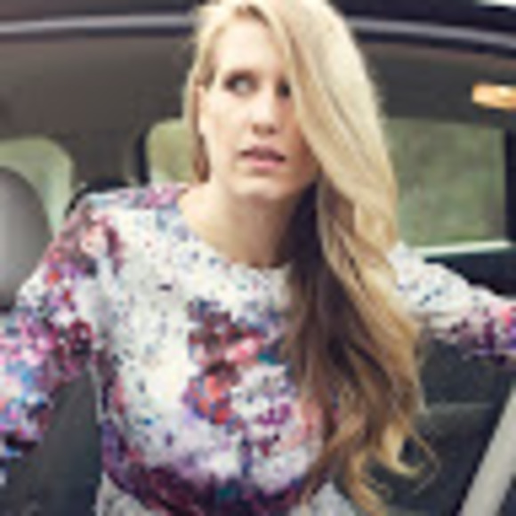 Meet your Posher, Kimberly - Picture 1 of 1